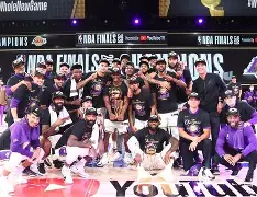 哈哈体育官网-NBA总决赛今晚走向成谜，迈阿密热火刷新队史纪录，话题不断，球探报告显示潜力